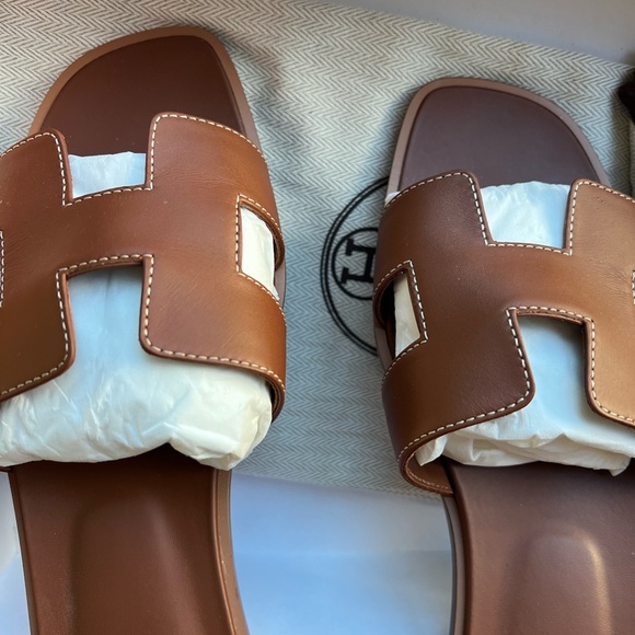 Hermes Oran Sandals - Picture 9 of 10